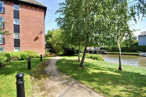 2 bedroom apartment for sale, East Dock, The Wharf, Linslade, LU7 2LA