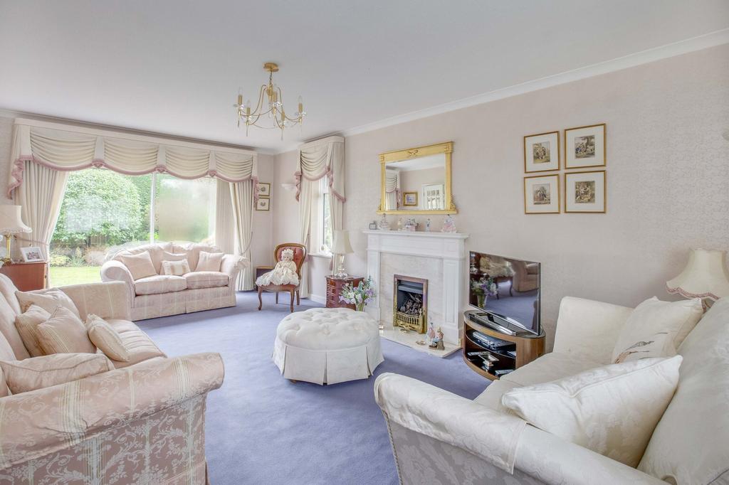 4 Gables Close, SL9 0 PR (LOW RES)-11