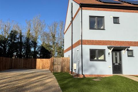 4 bedroom semi-detached house to rent, Northcote Drive, Monks Eleigh