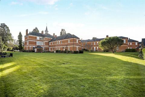 8, Harvey Court Sandy Mead, Epsom, KT19 7NH