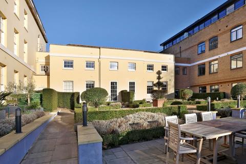 2 bedroom penthouse for sale, Westhorpe Park, Marlow, Buckinghamshire, SL7