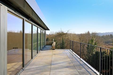 2 bedroom penthouse for sale, Westhorpe Park, Marlow, Buckinghamshire, SL7