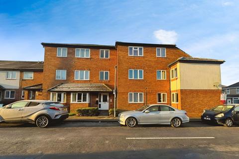 2 bedroom flat for sale, Rose Street, Rodbourne, Swindon, SN2 2HZ