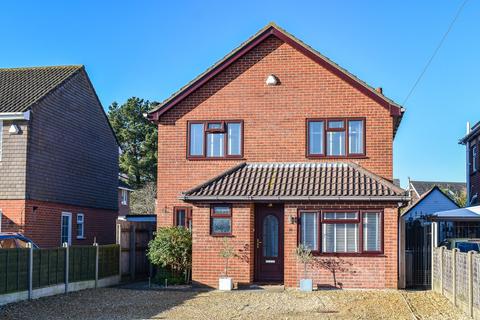 4 bedroom detached house for sale, Canberra Road, Christchurch, BH23