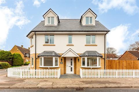 4 bedroom detached house for sale, Bridge Street, Noak Bridge, Essex, SS15