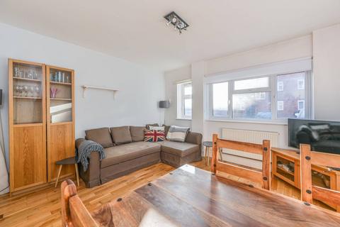 2 bedroom flat for sale, Wyvil Road, Vauxhall, London, SW8