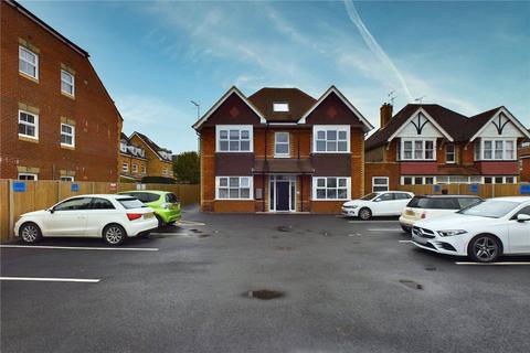 2 bedroom apartment to rent, Church Road, Horley, Surrey, RH6