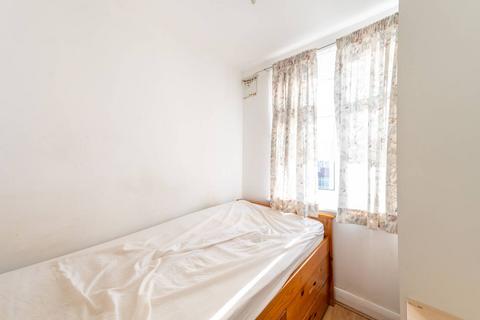 178 Empire Road, Perivale, Greenford, UB6 7EE