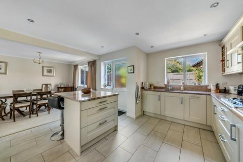 4 bedroom detached house for sale, Mill Road, Sevenoaks, Dunton Green, TN13