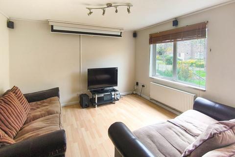 4 bedroom terraced house for sale, Craister Court, Cambridge, CB4