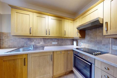 2 bedroom flat for sale, Welland Mews, Stamford