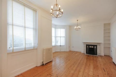 2 bedroom flat to rent, Medina Villas, Hove