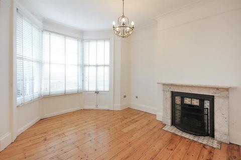 2 bedroom flat to rent, Medina Villas, Hove