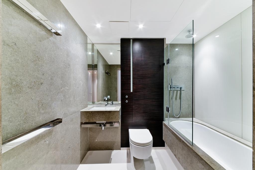 Bathroom - East Towe