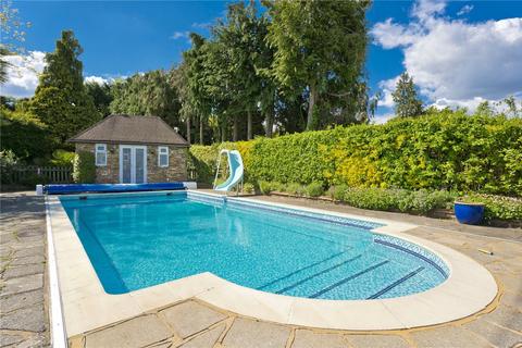 4 bedroom detached house to rent, Cranford Rise, Esher, Surrey, KT10