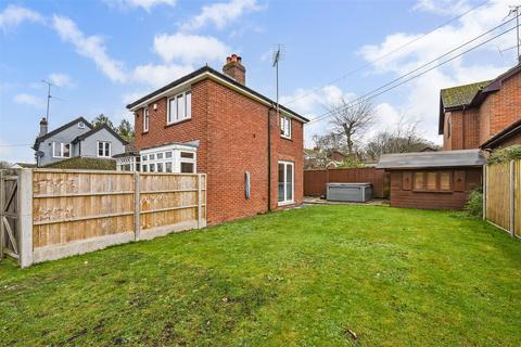 3 bedroom detached house for sale, Wolversdene Road, Andover