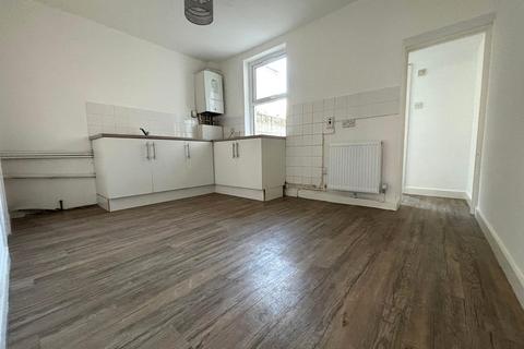 3 bedroom terraced house to rent, Alma Street, Sheerness, ME12