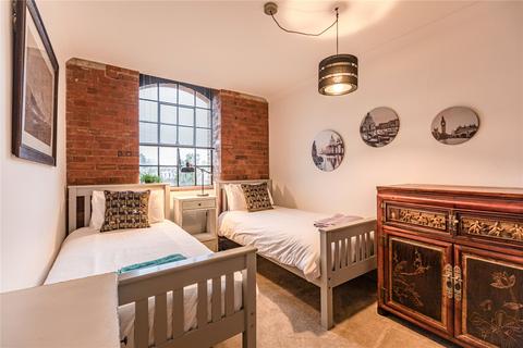 18, Daniel Lambert Mill Bourneside Road, Addlestone, KT15 2JX