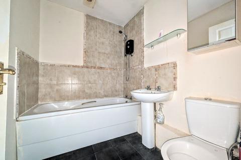 1 bedroom apartment for sale, Flat , Shaw House, Moorfield Chase, Farnworth, Bolton