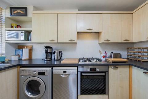 2 bedroom flat to rent, Bagleys Lane, London SW6