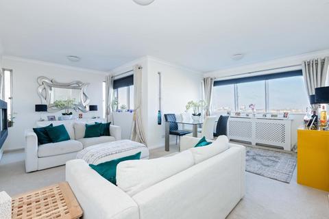 2 bedroom flat for sale, Grand Avenue, Hove