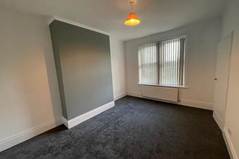 2 bedroom flat to rent, Anson Street, Gateshead