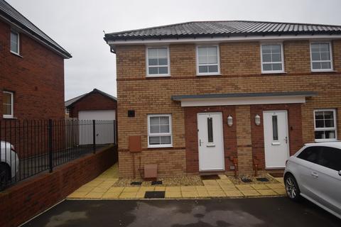 2 bedroom semi-detached house to rent, Shilling Close, North Petherton TA6