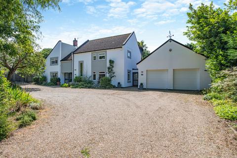 5 bedroom detached house for sale, Strumpshaw