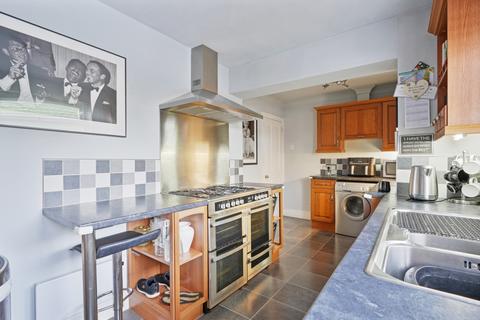 18 Daleview Road, Sheffield, S8 0EJ