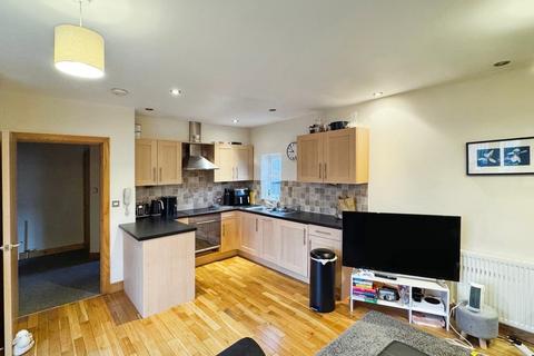 2 bedroom apartment for sale, Old Fold, Leeds LS28