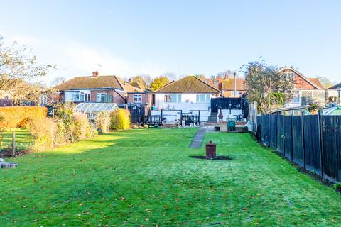 2 bedroom detached bungalow for sale, Hall Avenue, Rushden NN10