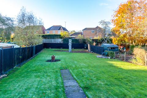 2 bedroom detached bungalow for sale, Hall Avenue, Rushden NN10