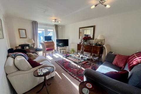 2 bedroom apartment to rent, Meadowview, Hungerford