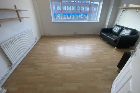 2 bedroom apartment to rent, High Street, Southampton SO14