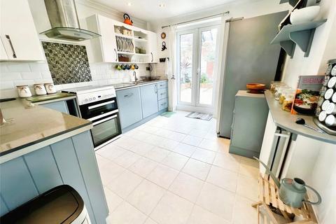 3 bedroom end of terrace house for sale, Hatfield Road, Kent CT11