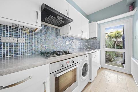 1 bedroom ground floor flat for sale, Palatine Road, London