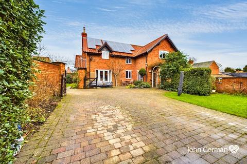 4 bedroom detached house for sale, Rempstone Road, Wymeswold