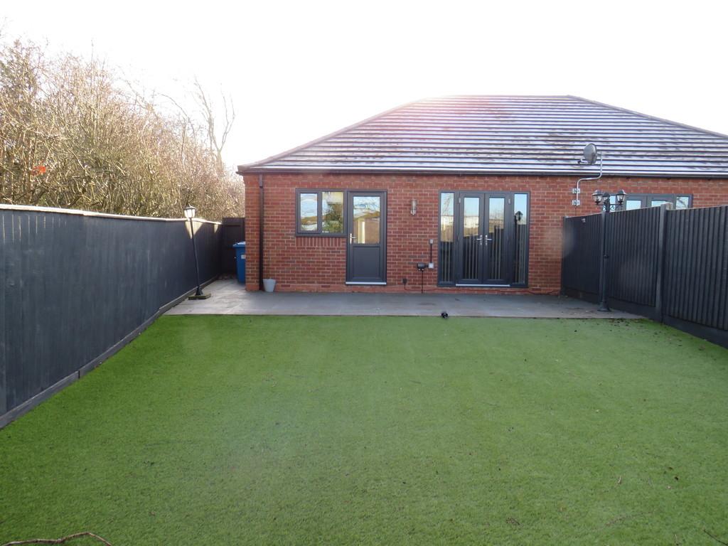 Rear Aspect