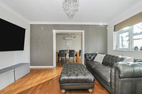 6 bedroom detached house for sale, Colnbrook