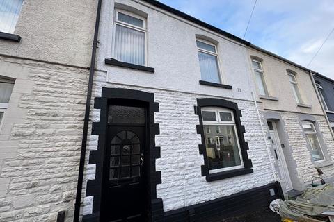 4 bedroom terraced house to rent, Kilvey Terrace, St. Thomas, Swansea