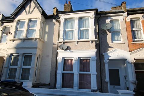 2 bedroom maisonette for sale, Inman Road, Craven Park