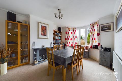 3 bedroom semi-detached house for sale, Burton Road, Branston