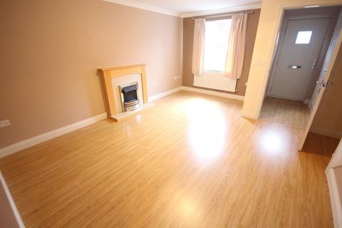 3 bedroom end of terrace house to rent, Main Street, Chorley PR7