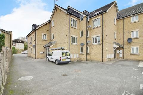 2 bedroom ground floor flat for sale, Ronmarsh Place, Lambton Avenue