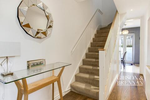 58 Sewardstone Gardens, London, E4 7QE