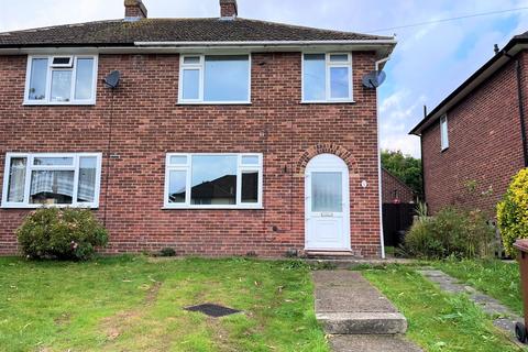 3 bedroom semi-detached house to rent, Bedford Avenue, Rainham ME8