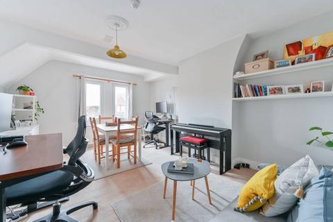 1 bedroom flat to rent, Ashlake Road, Streatham, London, SW16