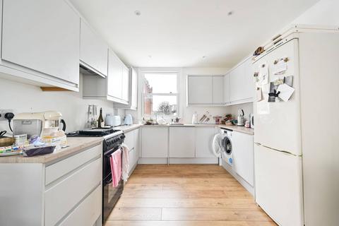 2 bedroom flat to rent, Pellant Road, Fulham, London, SW6