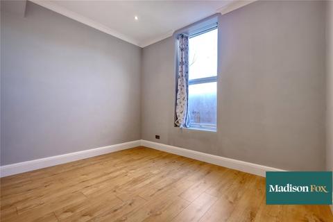 2 bedroom apartment to rent, Grove Green Road, London E11