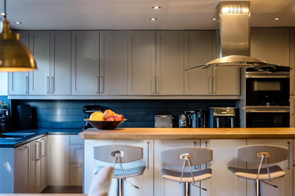 Breakfast Bar